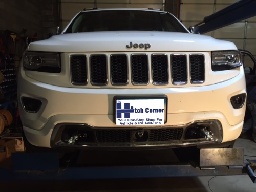 Blue Ox Base Plate Mounted to Jeep Grand Cherokee With Tabs
